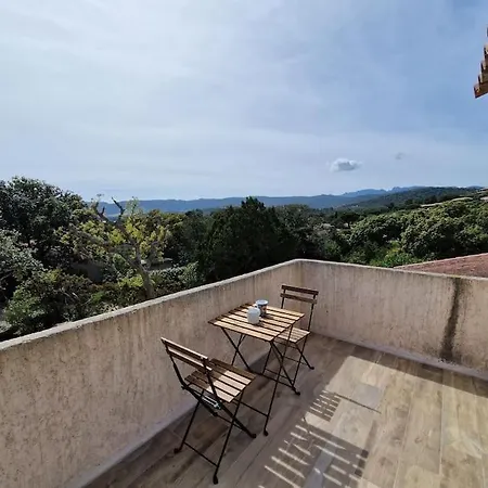 Lägenhet Superbe 150m Santa Giulia *
